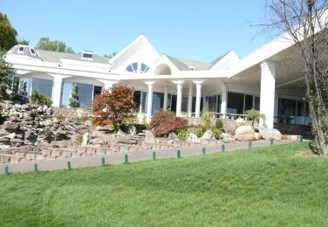 Build new patio area for club house (8,900 SQ.FT)
New patio roof
New HV in New Hempstead, NY